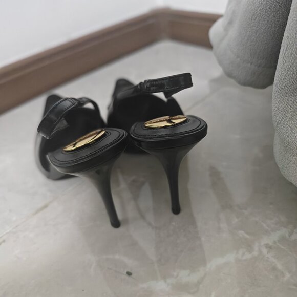 Black Pointed-Toe Pumps With Saint Laurent Logo - Picture 5 of 6